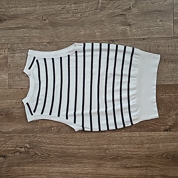 ZARA Cream & Navy Top, Size S - Picture 2 of 2